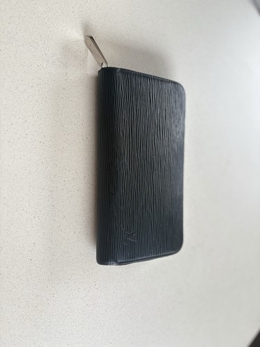 Louis vuitton zippy wallet epi - vuitton,
